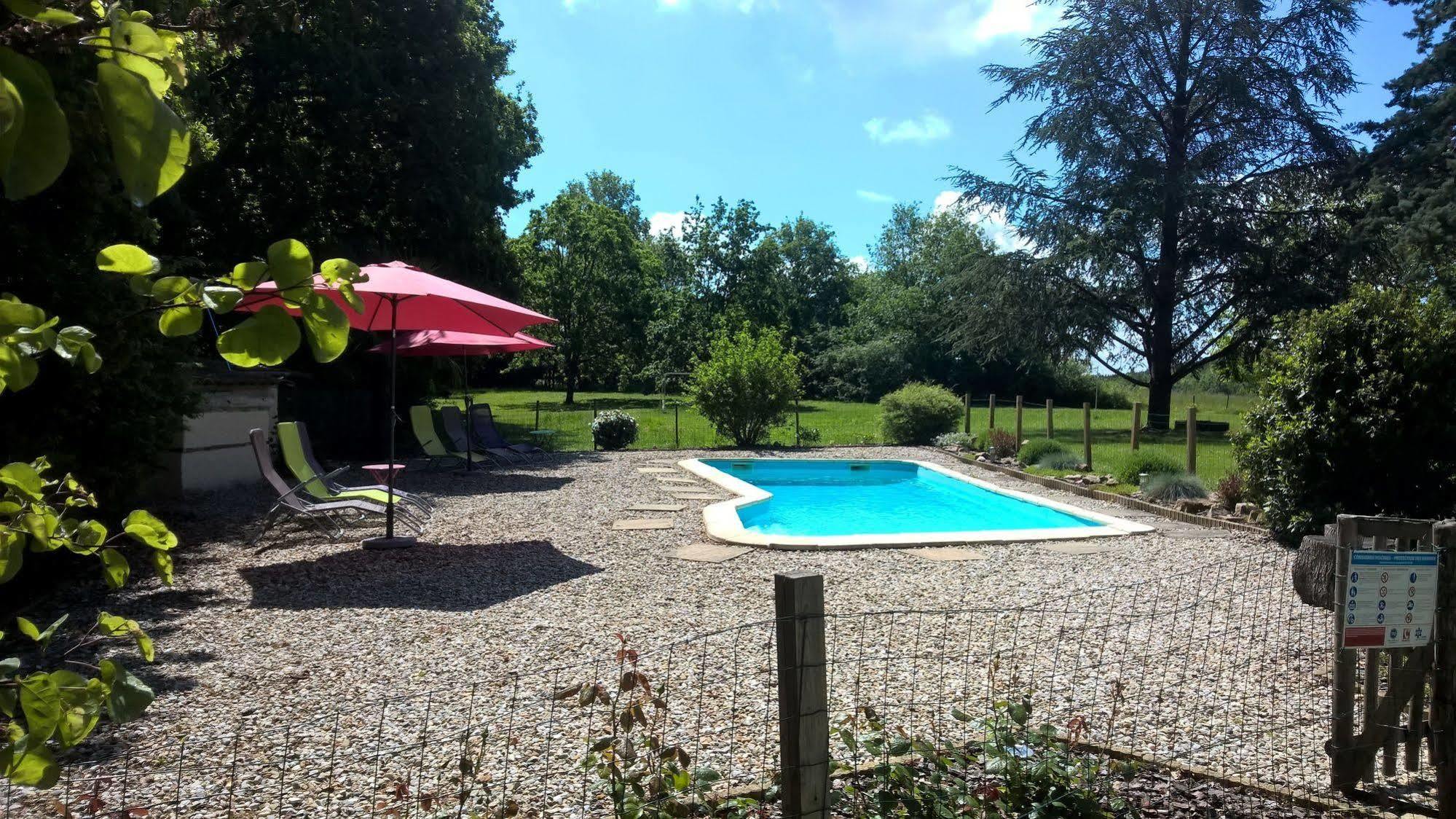 La Forestiere Monclar-de-Quercy Bagian luar foto