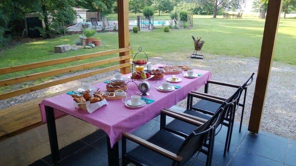 La Forestiere Monclar-de-Quercy Bagian luar foto